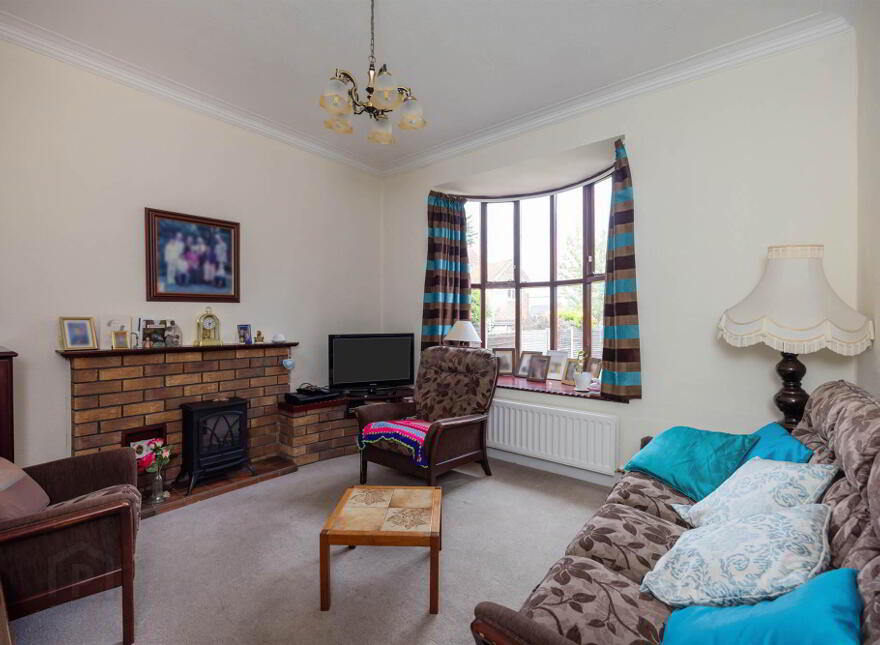 69 Irwin Crescent, Ballyhackamore, Belfast, BT4 3AQ