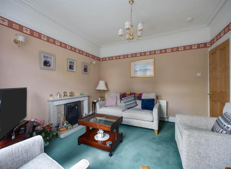 69 Irwin Crescent, Ballyhackamore, Belfast, BT4 3AQ