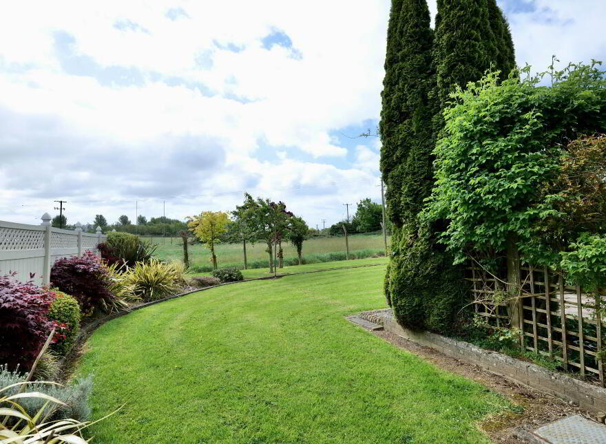 Love Lane, Charleville, P56CX80