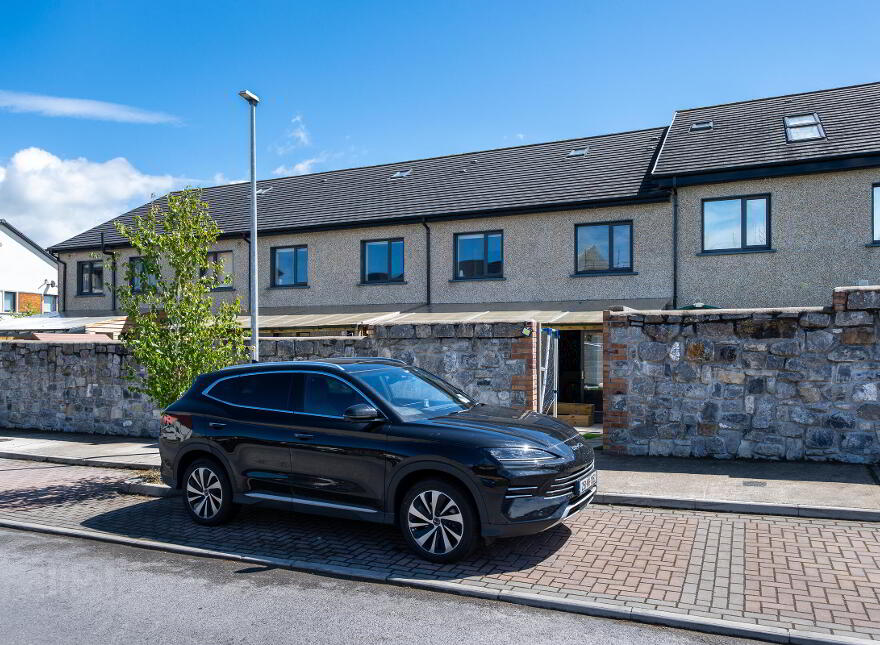 No 9 Arcadin, Arcadia, Athlone, N37Y7Y8