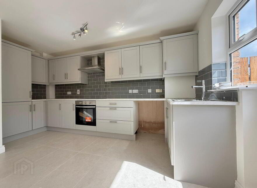 82 Bann Meadows, Bann Road, Ballymoney, BT53 7RN