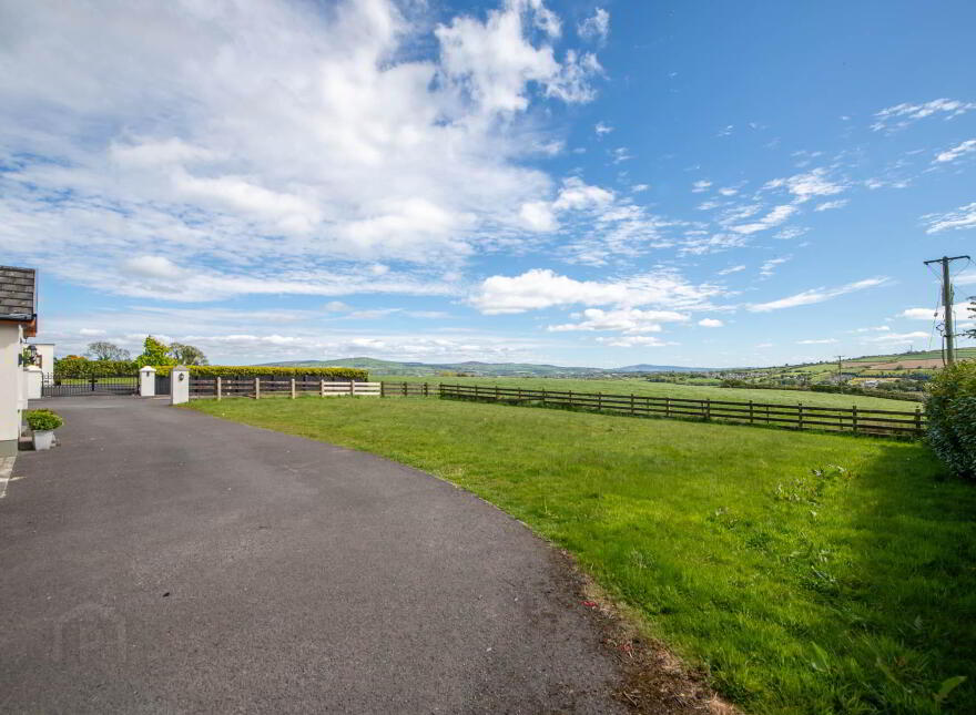 1 Cavan Hill, Rossgier, Lifford, F93PWD3