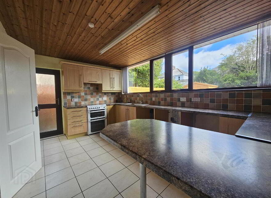 7 Silverstream Parade, Belfast, BT14 8GR