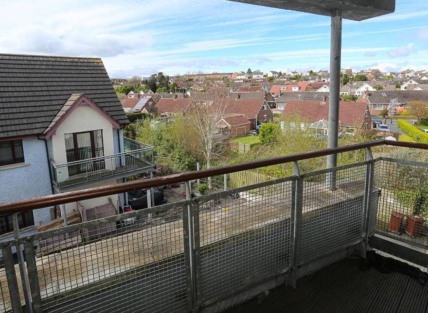 27 Shaftesbury Drive, Bangor, BT20 3GF