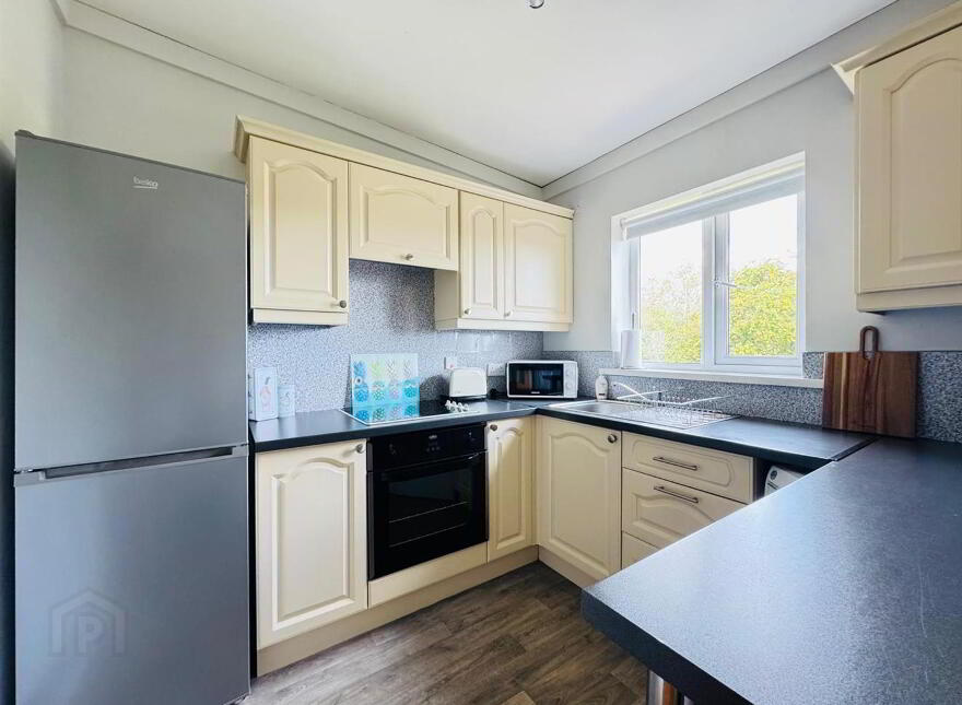13F Barna Square, Rathcoole, Newtownabbey, BT37 9BY