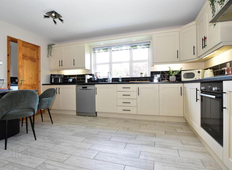 5 Cottage Avenue, Dollingstown, BT67 9NL