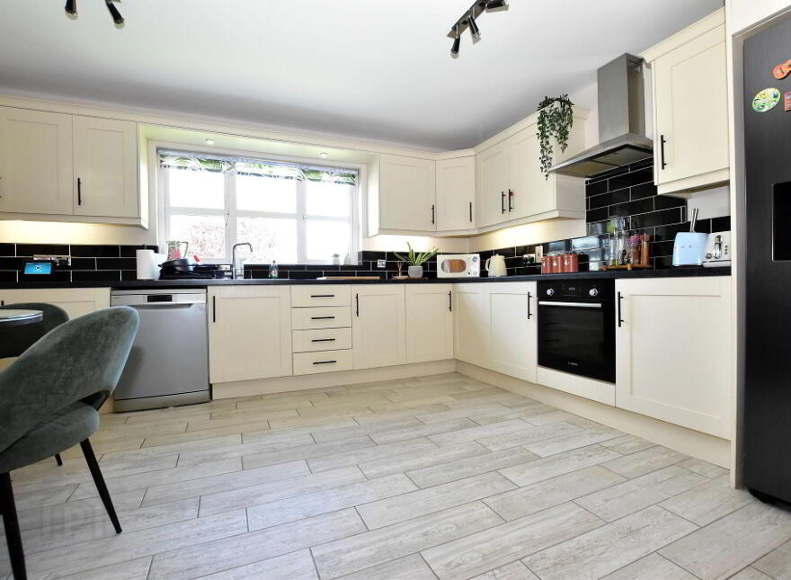 5 Cottage Avenue, Dollingstown, BT67 9NL