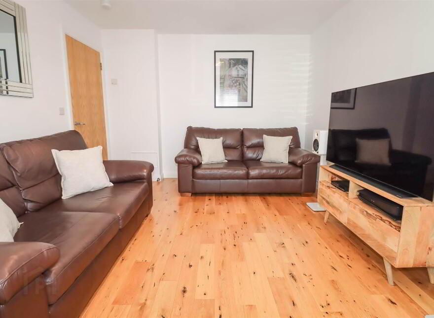 16 Fort Manor, Dundonald, Belfast, BT16 1ZA