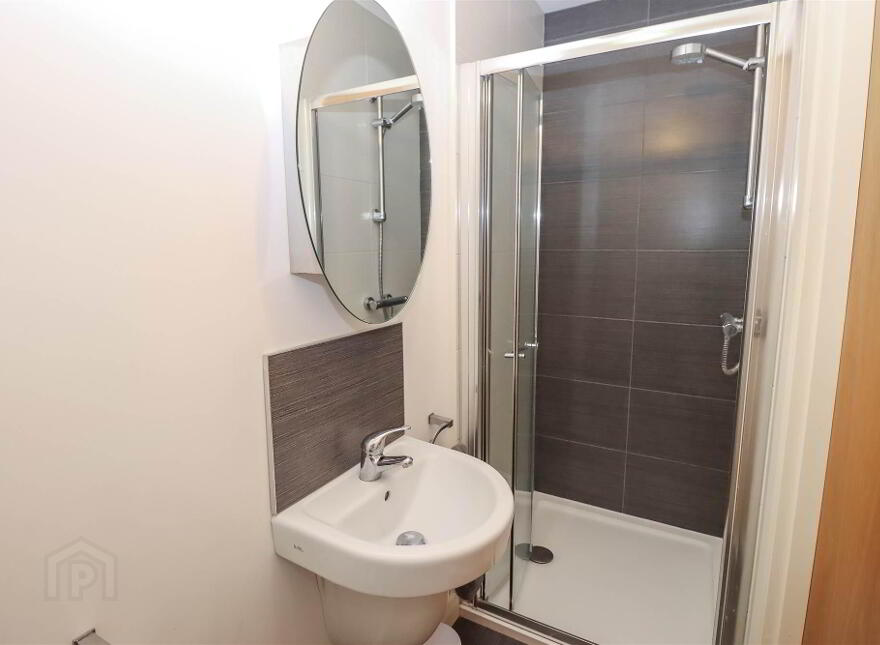 16 Fort Manor, Dundonald, Belfast, BT16 1ZA