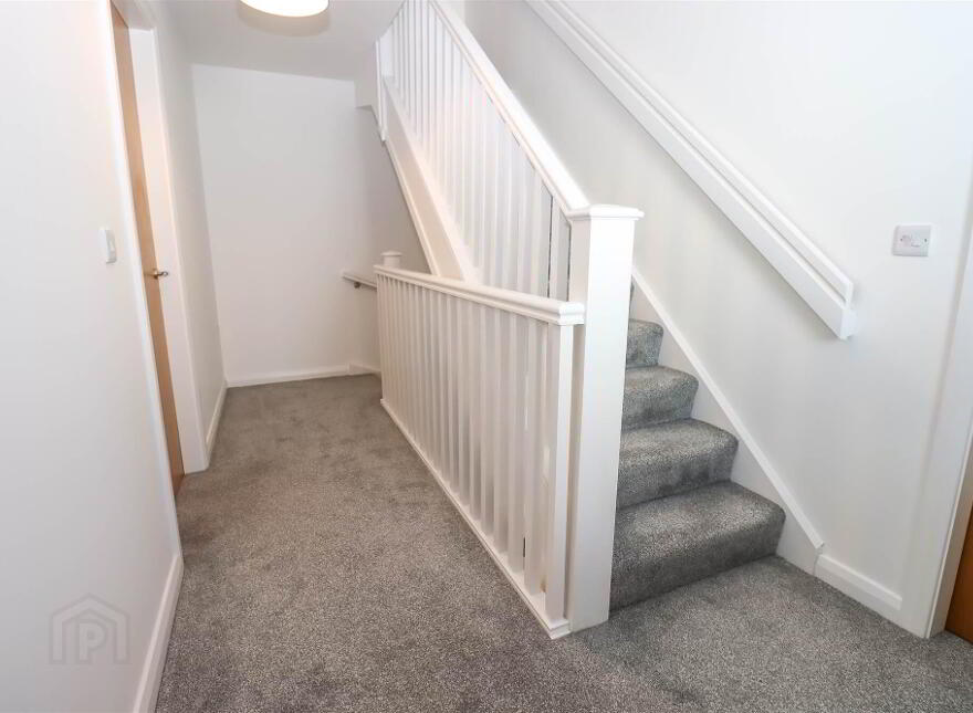 16 Fort Manor, Dundonald, Belfast, BT16 1ZA