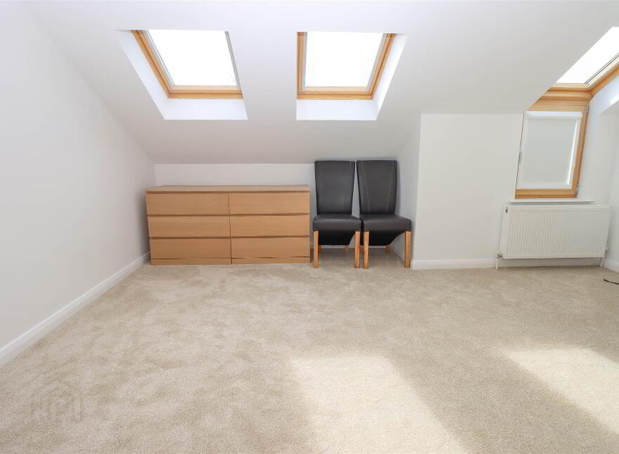 16 Fort Manor, Dundonald, Belfast, BT16 1ZA