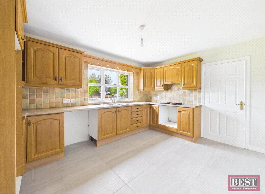 8 Castlekeele, Newry, BT35 8GJ