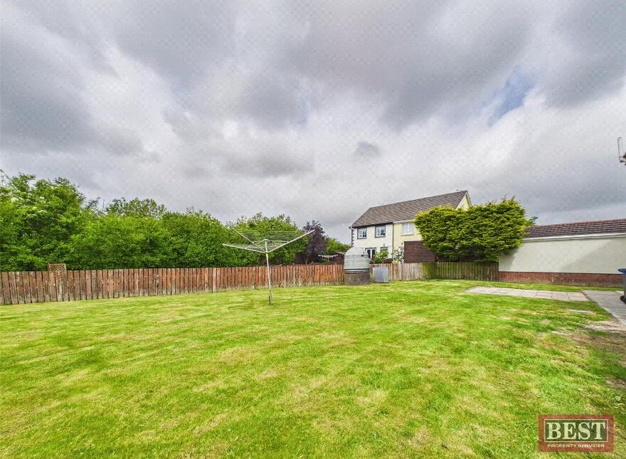 8 Castlekeele, Newry, BT35 8GJ