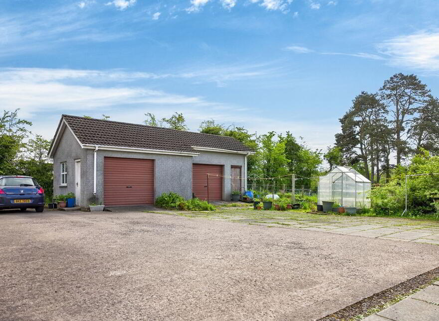 74 Lisnevenagh Road, Ballymena, BT42 2LL
