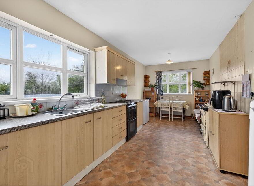 74 Lisnevenagh Road, Ballymena, BT42 2LL