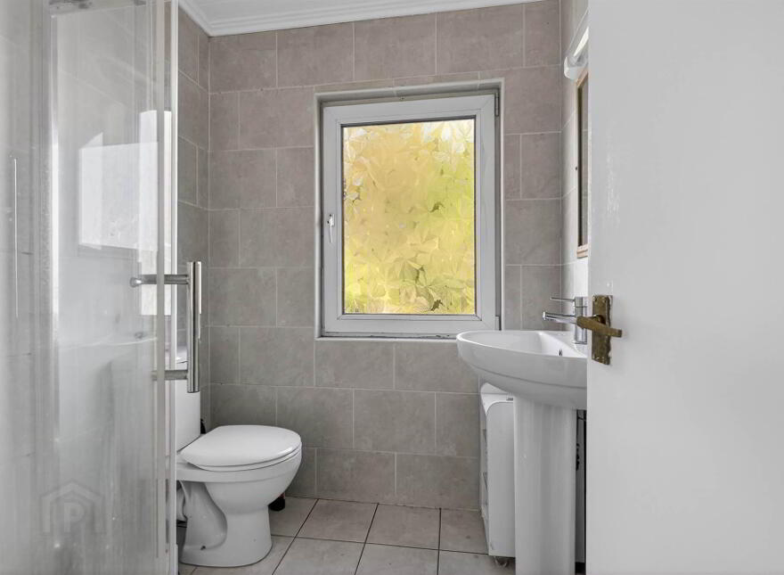 210 Holywood Road, Belmont, Belfast, BT4 1PD
