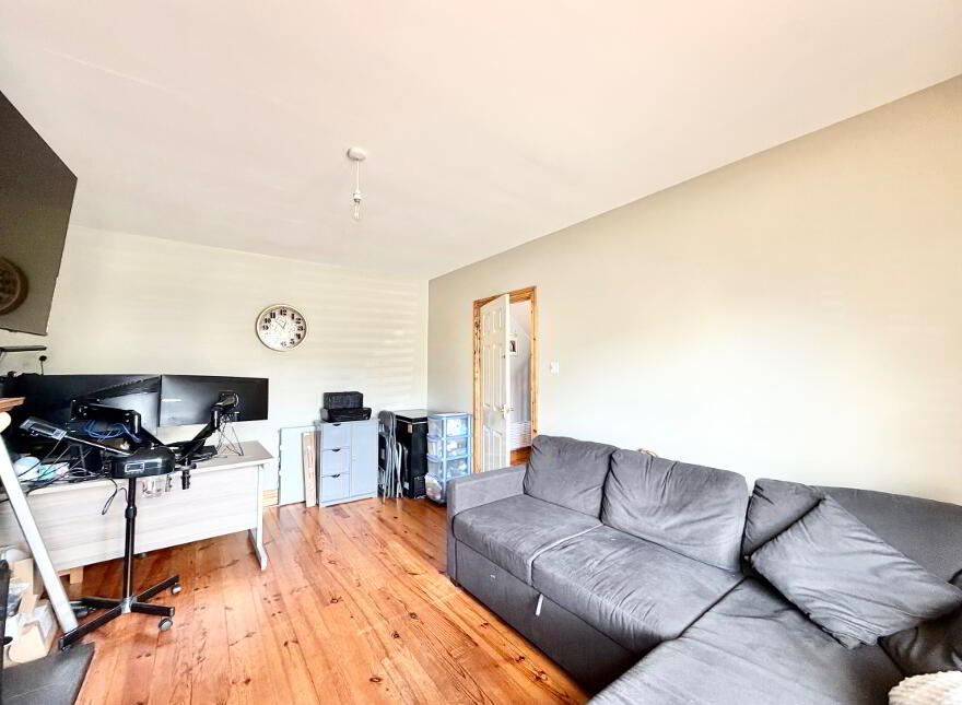 12 Lambrook Meadows, Omagh, BT78 5SJ