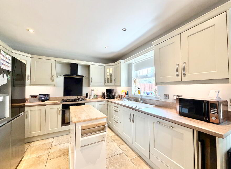 12 Lambrook Meadows, Omagh, BT78 5SJ