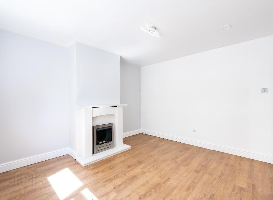 7 Blackwater Park, Enfield, A83A099