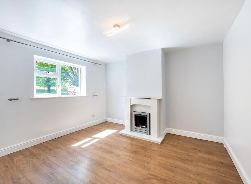 7 Blackwater Park, Enfield, A83A099