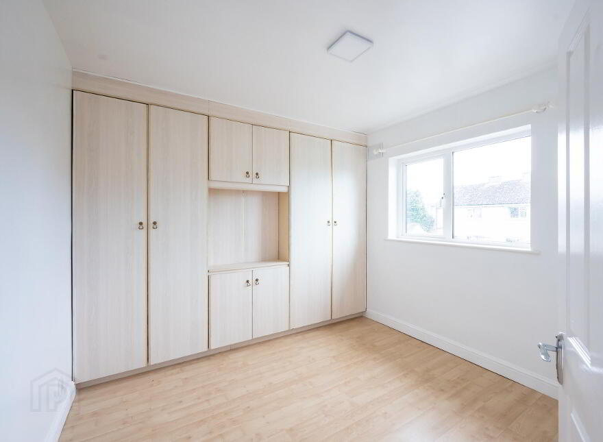 7 Blackwater Park, Enfield, A83A099