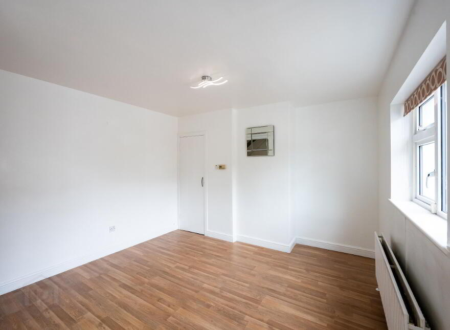 7 Blackwater Park, Enfield, A83A099