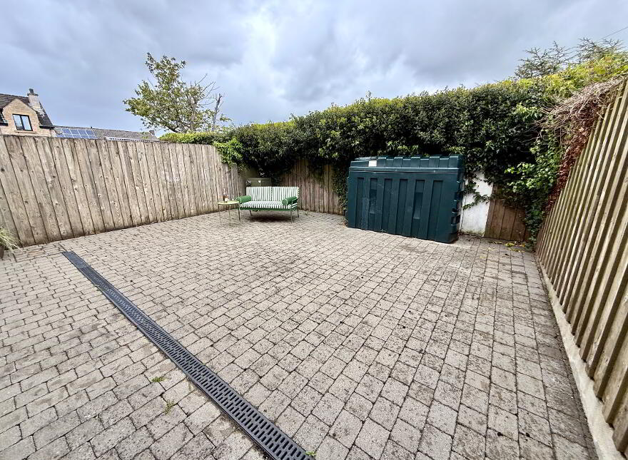 14 Carmoney Court, Eglinton, L’derry, BT47 3FX