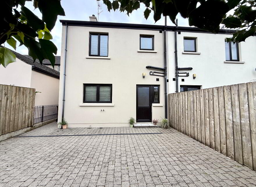14 Carmoney Court, Eglinton, L’derry, BT47 3FX
