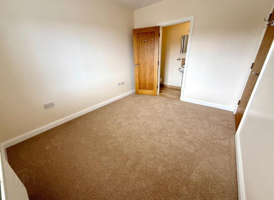14 Carmoney Court, Eglinton, L’derry, BT47 3FX