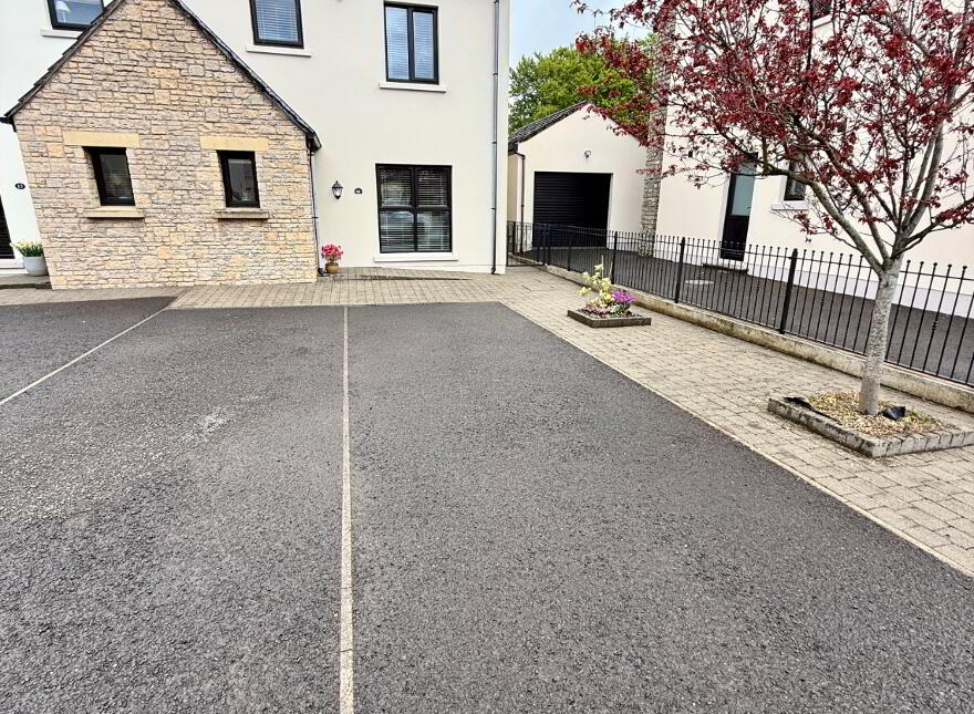 14 Carmoney Court, Eglinton, L’derry, BT47 3FX