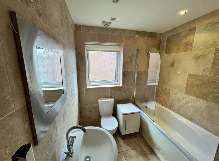 Apt 4, Old Shore Studios, Old Shore Road, Carrickfergus, BT38 8ZJ