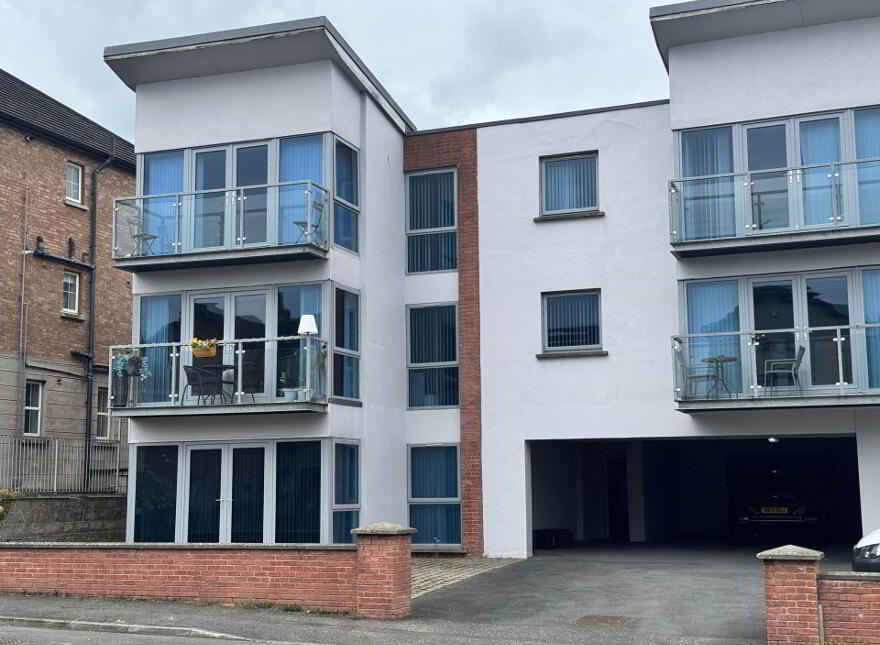 4 Old Shore Studios, Carrickfergus, BT38 8PF