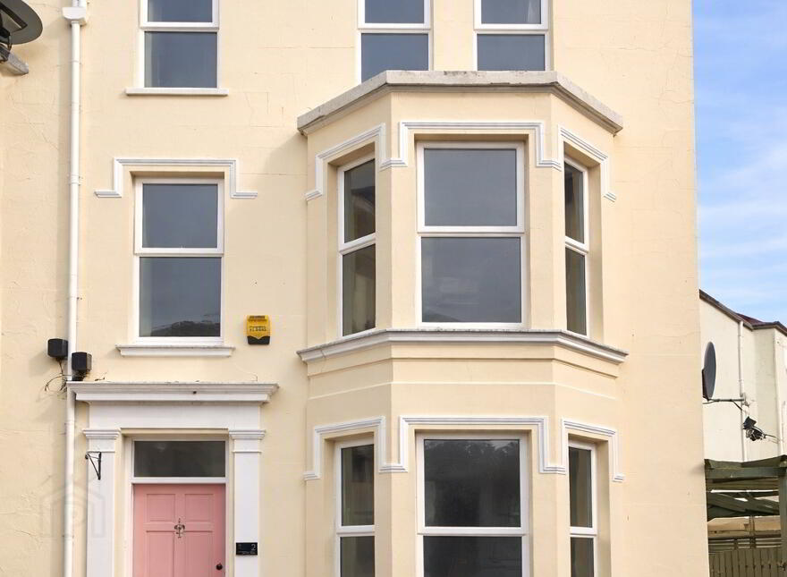 2 Princess Street (Holiday Let), Portrush, BT56 8AX