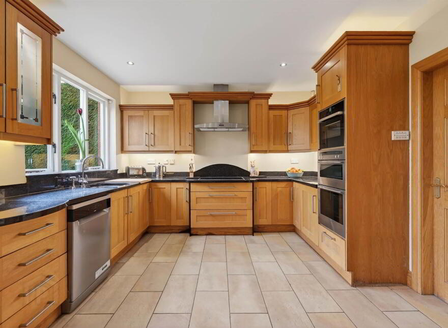 207 Upper Malone Road, Dunmurry, Belfast, BT17 9JX