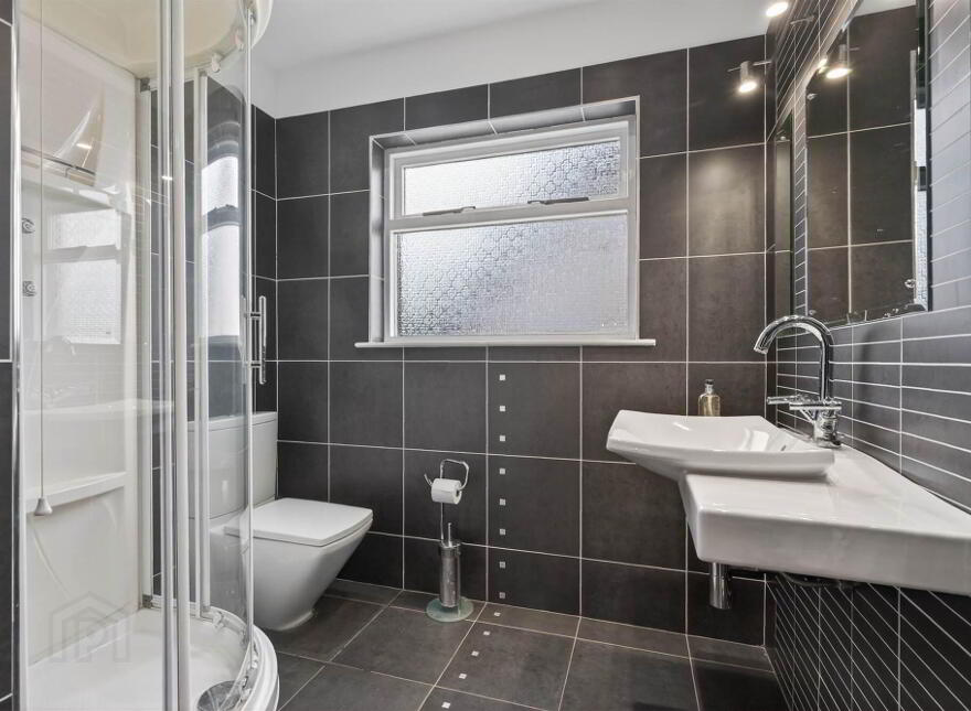 207 Upper Malone Road, Dunmurry, Belfast, BT17 9JX