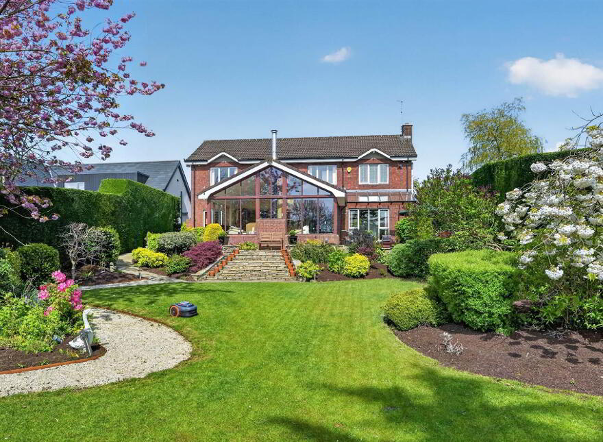 207 Upper Malone Road, Dunmurry, Belfast, BT17 9JX