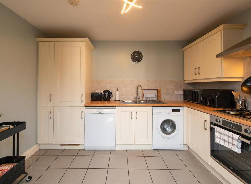 Apt 5, Pinetrees Lodge, Seaforde, BT30 8LZ