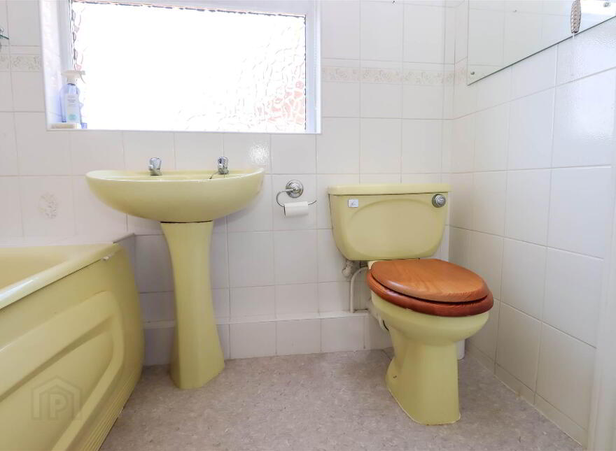 116 Orangefield Crescent, Belfast, BT6 9GJ