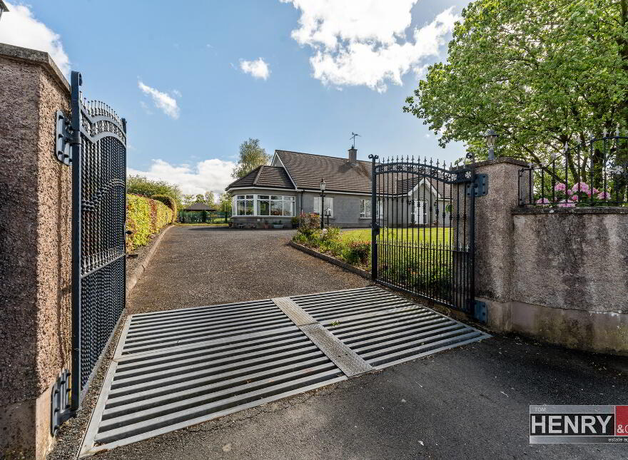 35 Lisnamonaghan Road, Castlecaulfield, Dungannon, BT70 3NH