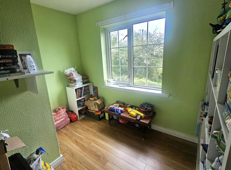 17 Lakeview, Lisnaskea, BT92 0HU