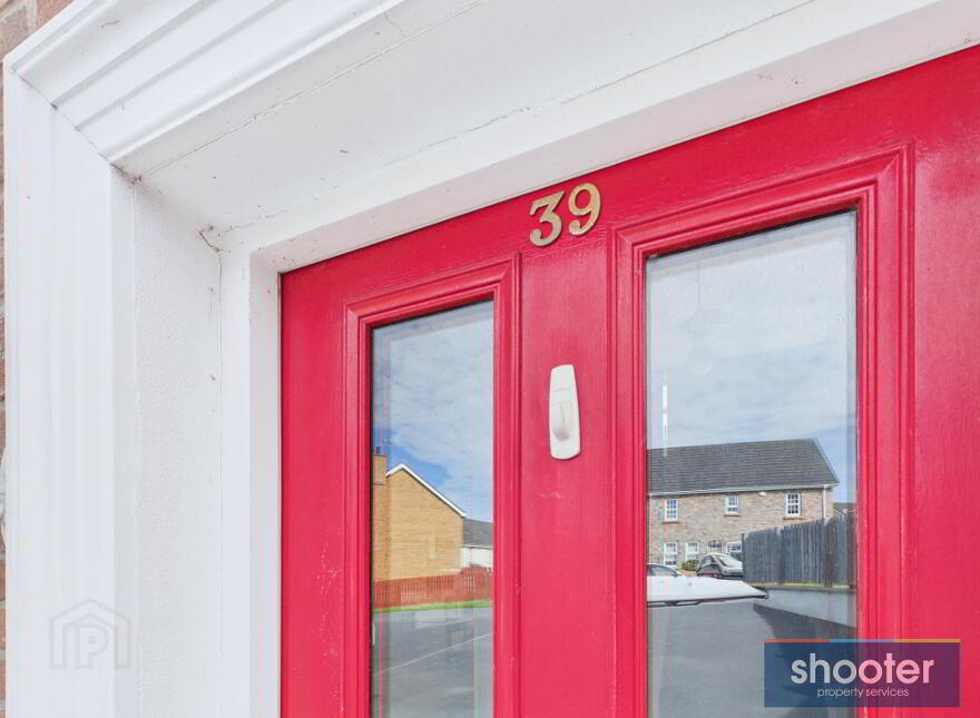 39 Chancellors Hall, Newry, BT35 8UZ
