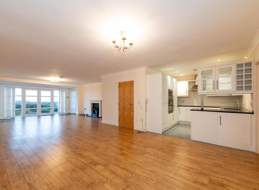 Apt 2, 10 Rhanbuoy Park, Carrickfergus, BT38 8BS