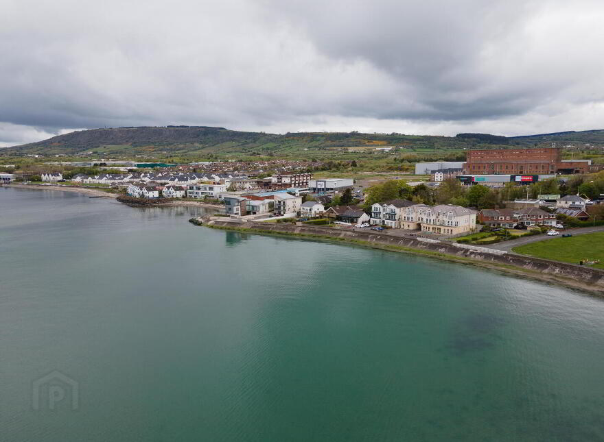 Apt 2, 10 Rhanbuoy Park, Carrickfergus, BT38 8BS