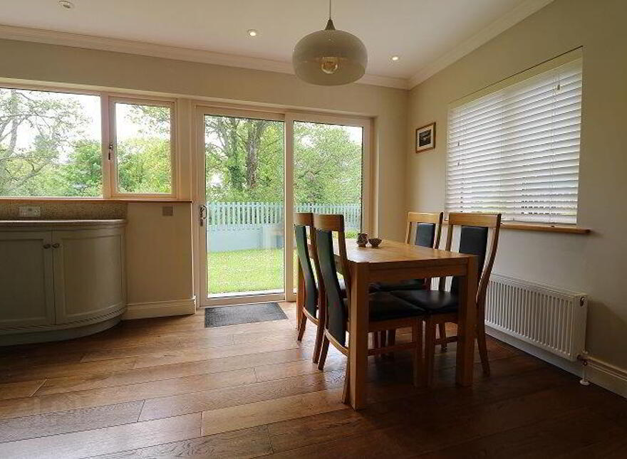 4 The Low Road, Clifden, H71X560