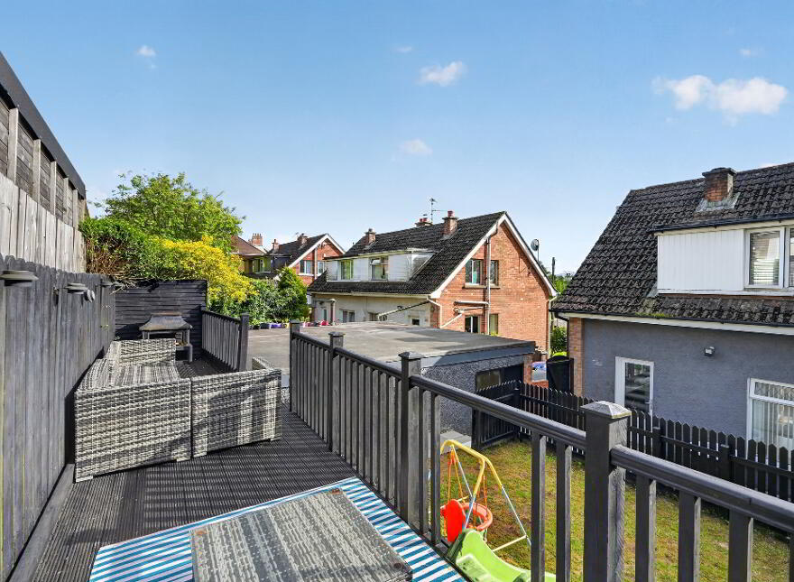 566 Saintfield Road, Belfast, BT8 8BL