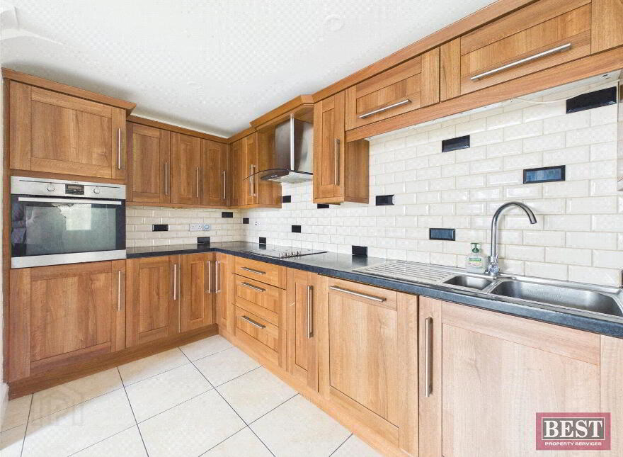 26 Main Avenue, Newry, BT35 6EY