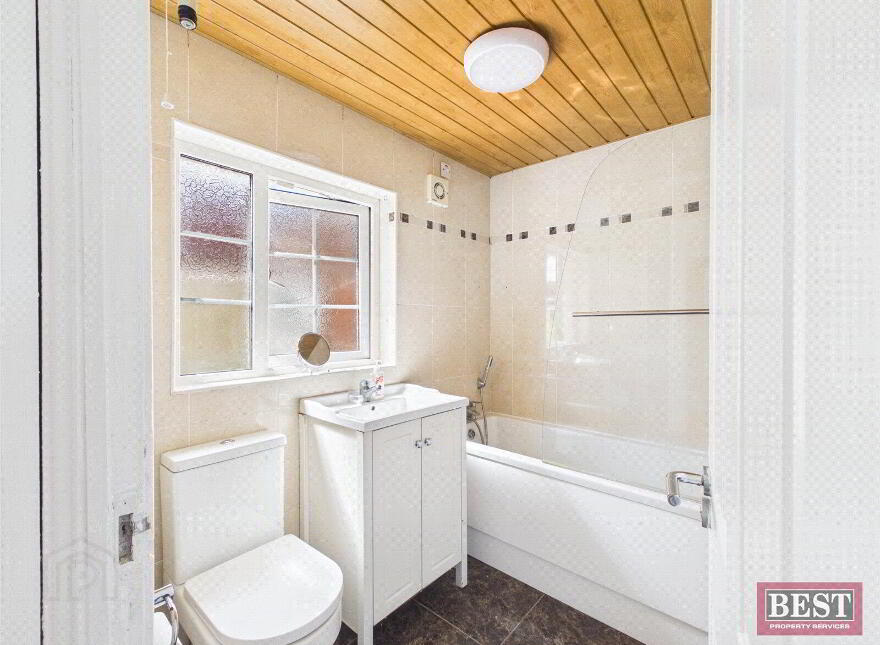 26 Main Avenue, Newry, BT35 6EY
