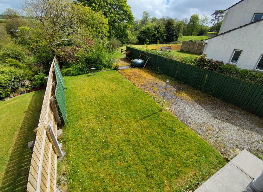 17 The Steeples, Ramelton, F92Y890