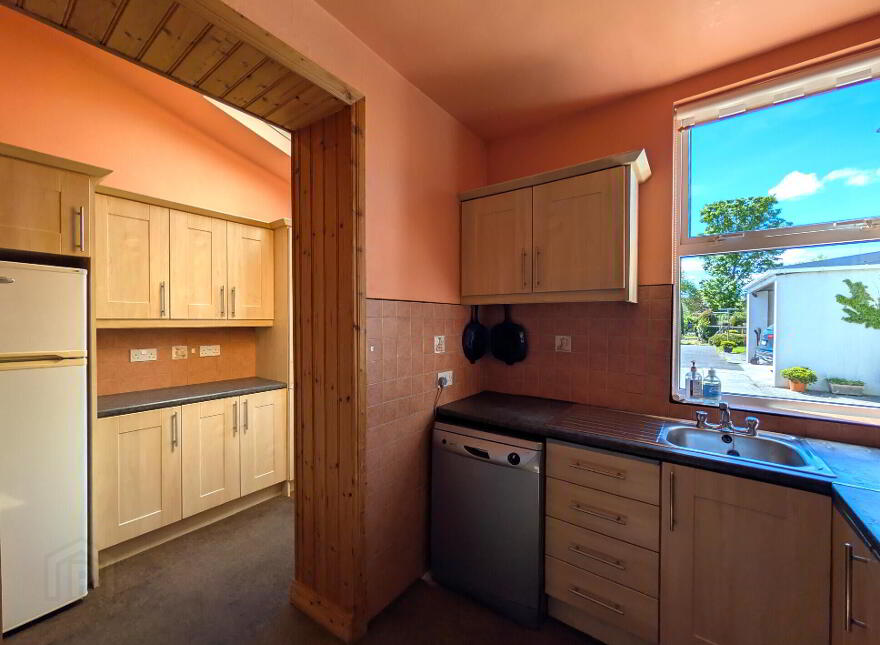 Park Road, Swinford, F12R768