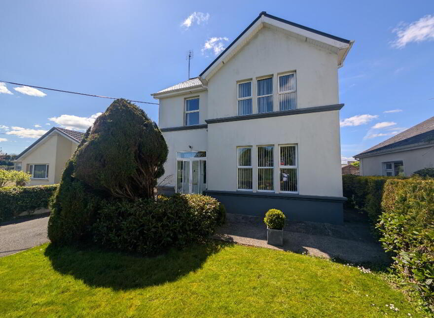 Park Road, Swinford, F12R768